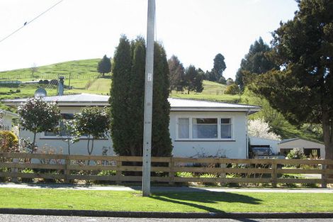 Photo of property in 25 Goldfinch Street, Taihape, 4720