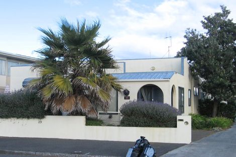 Photo of property in 2/29 The Esplanade, Westshore, Napier, 4110