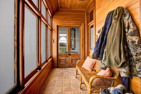 Photo of property in 76 Turuturu Road, Hawera, 4674