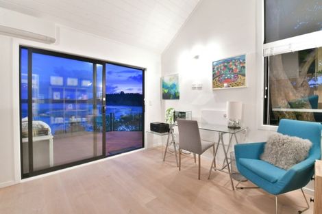 Photo of property in 254 Wade River Road, Wade Heads, Whangaparaoa, 0932