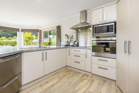 Photo of property in 12 Opal Avenue, Timberlea, Upper Hutt, 5018