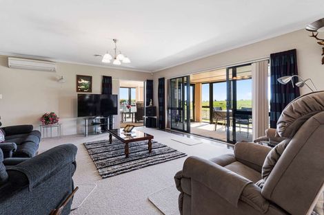 Photo of property in 104 Basley Road, Owhata, Rotorua, 3010