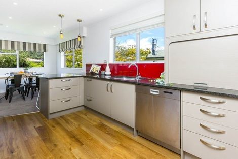 Photo of property in 15 Haylock Grove, Totara Park, Upper Hutt, 5018