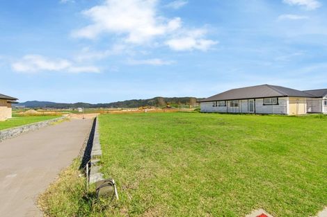 Photo of property in 121 Kupe Drive, Whitianga, 3510