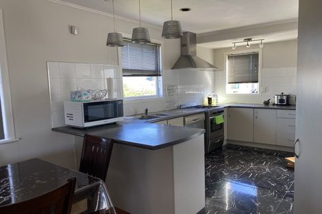 Photo of property in 81 Hepburn Road, Glendene, Auckland, 0602