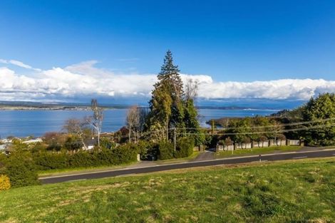 Photo of property in 58 Mapara Road, Acacia Bay, Taupo, 3385