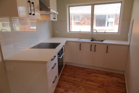 Photo of property in 2/21 Ferndale Road, Mount Wellington, Auckland, 1060