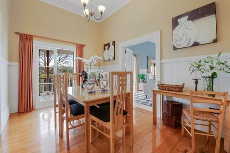 Photo of property in 14 Nelson Street, Helensville, 0800