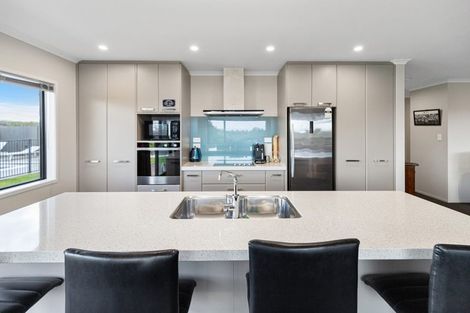 Photo of property in 23 Sunridge Park Road, Morrinsville, 3375