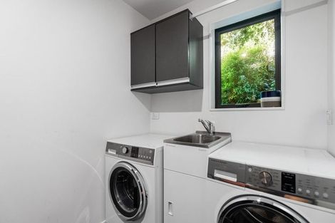 Photo of property in 1/18 Oriental Terrace, Oriental Bay, Wellington, 6011