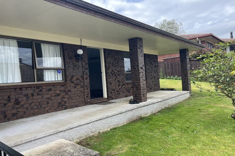 Photo of property in 2/40 Gills Avenue, Papakura, 2110