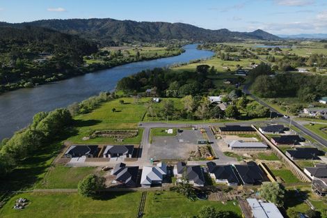 Photo of property in 10 Houpara Place, Papamoa, 3118