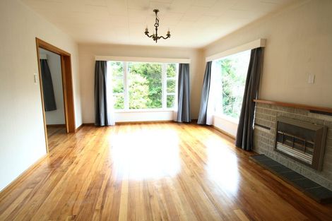 Photo of property in 10 Kamla Way, Khandallah, Wellington, 6035