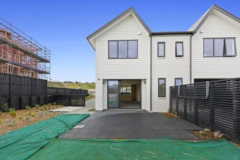 Photo of property in 58 Oakum Road, Whitby, 5024