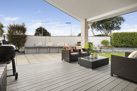 Photo of property in 1 Landing Drive, Pyes Pa, Tauranga, 3112