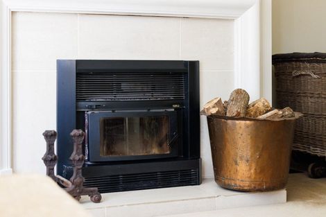 Photo of property in 20 Homestead Lane, Fitzherbert, Palmerston North, 4471