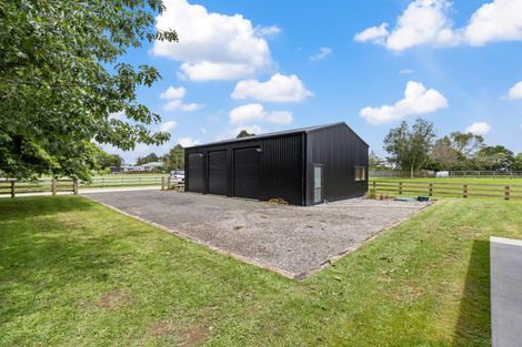 Photo of property in 16 Coates Lane, Te Poi, 3473