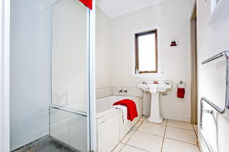 Photo of property in 1/445 Mount Albert Road, Mount Roskill, Auckland, 1041