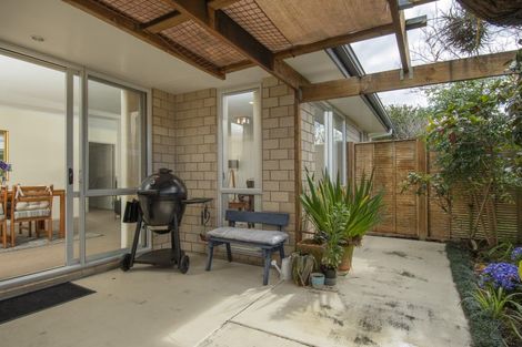 Photo of property in 27 Galloway Crescent, Pyes Pa, Tauranga, 3112