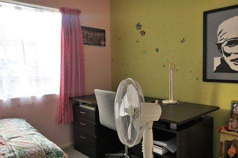 Photo of property in 1/3211 Great North Road, New Lynn, Auckland, 0600