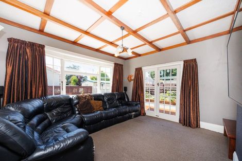 Photo of property in 462 Featherston Street, Palmerston North, 4414