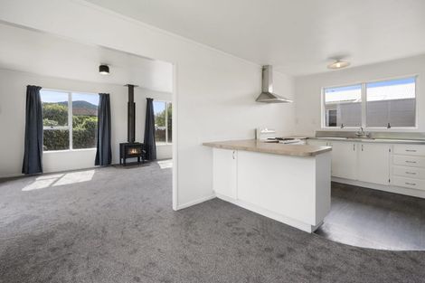 Photo of property in 10b Pharoah Place, Pomare, Rotorua, 3015