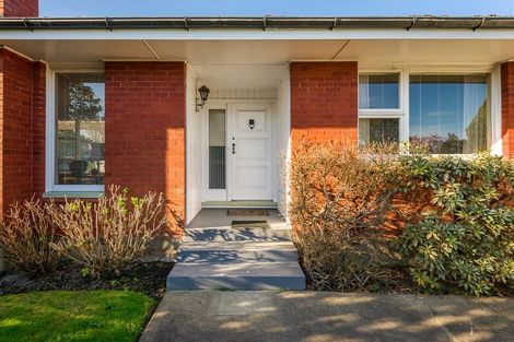 Photo of property in 12 Brackendale Place, Burnside, Christchurch, 8041