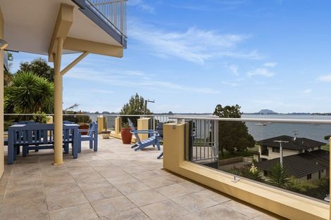 Photo of property in 33 Harbour View Road, Omokoroa, 3114