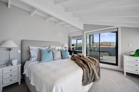 Photo of property in 9 Craig Road, Milford, Auckland, 0620