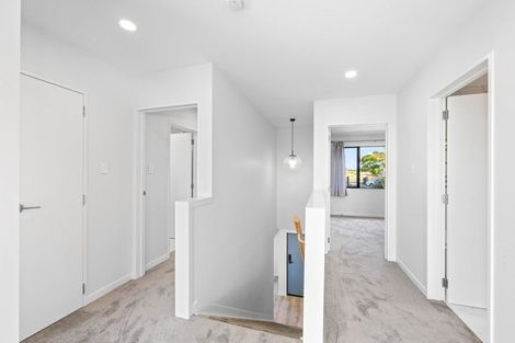 Photo of property in 2 Lords Way, Silverdale, 0932