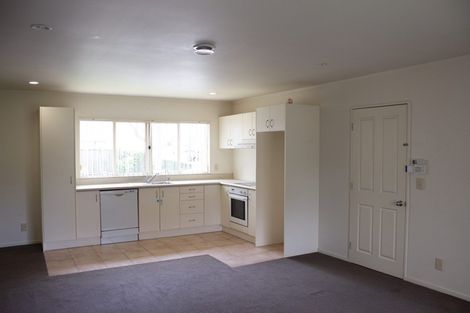 Photo of property in 12 Albizia Avenue, Henderson, Auckland, 0612