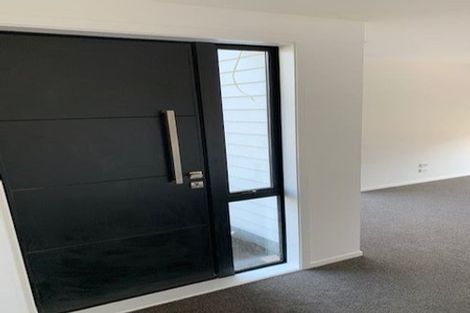 Photo of property in 37d Tawhiri Road, One Tree Hill, Auckland, 1061