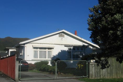 Photo of property in 1/76 Cambridge Terrace, Waterloo, Lower Hutt, 5011