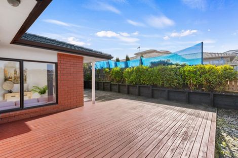 Photo of property in 9 Eloise Place, Clendon Park, Auckland, 2103