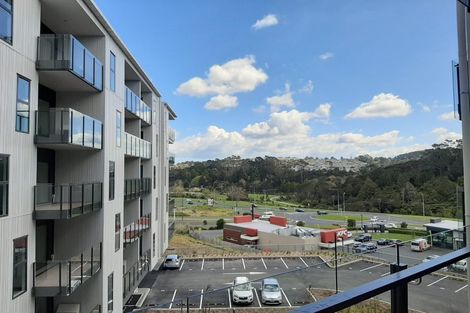 Photo of property in 310/3 Kaipiho Lane, Albany, Auckland, 0632