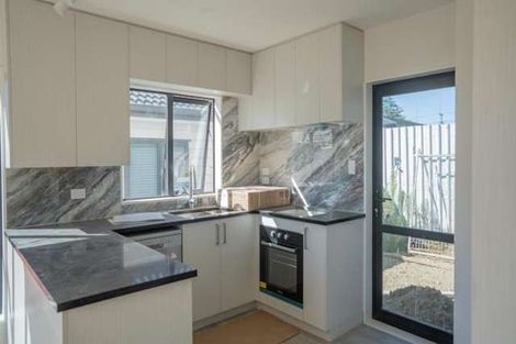 Photo of property in 6b Kerrydale Road, Manurewa, Auckland, 2102