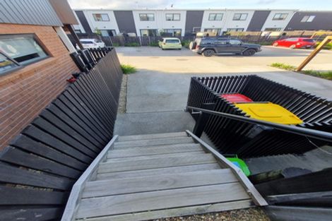 Photo of property in 4/1 Scott Road, Hobsonville, Auckland, 0616