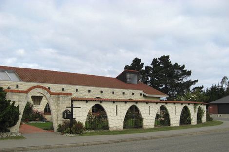 Photo of property in 4 Salisbury Crescent, Oamaru North, Oamaru, 9400