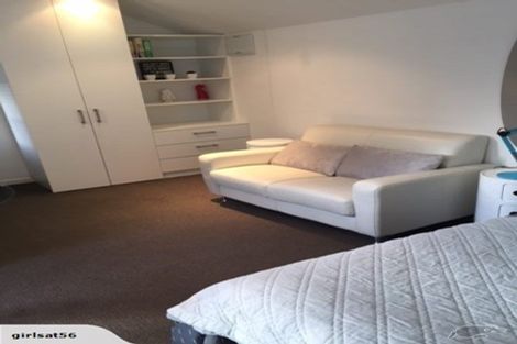 Photo of property in 56 Glen Road, Kelburn, Wellington, 6012