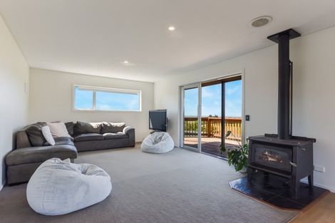 Photo of property in 70 Jeffries Road, Brightwater, 7091