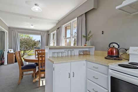 Photo of property in 99 Mount View Road, Melville, Hamilton, 3206