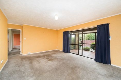 Photo of property in 14 Gladys Place, Kelvin Grove, Palmerston North, 4414