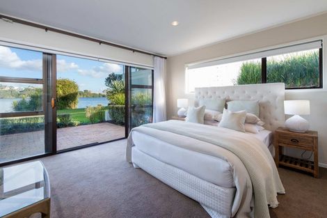 Photo of property in 35 Sylvan Park Avenue, Milford, Auckland, 0620