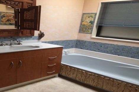 Photo of property in 170 Weggery Drive, Waikanae Beach, Waikanae, 5036