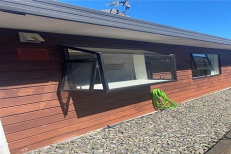 Photo of property in 2/37 Bauchop Road, Waterloo, Lower Hutt, 5011