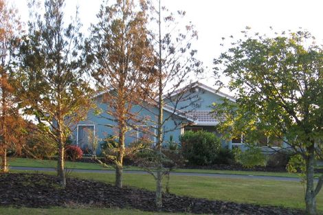 Photo of property in 9 Silhouette Way, Western Heights, Hamilton, 3200