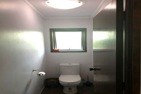 Photo of property in 14 Flavia Close, Torbay, Auckland, 0630