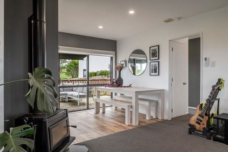 Photo of property in 83 Fraser Drive, Feilding, 4702