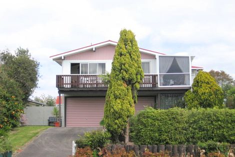 Photo of property in 84 Dickson Road, Papamoa Beach, Papamoa, 3118