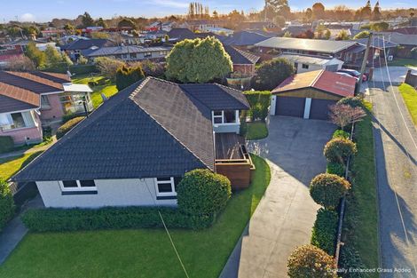 Photo of property in 6 Wingate Street, Redwood, Christchurch, 8051